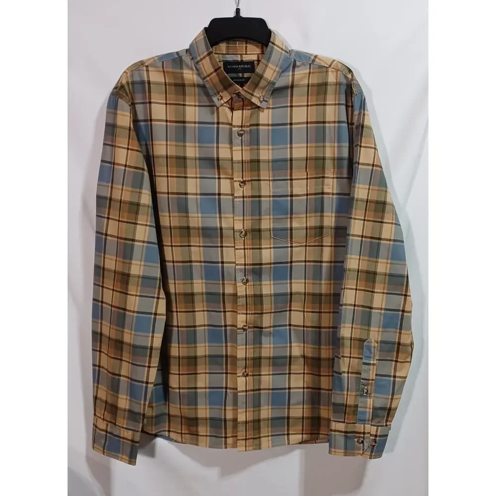 Banana Republic Untucked Fit Men's sz L Long Sleeve Shirt Brown Blue Black Plaid